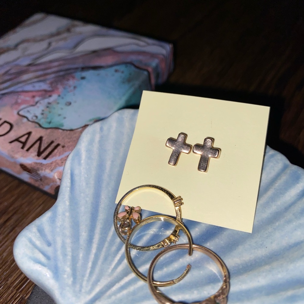 Cross Earrings ✞